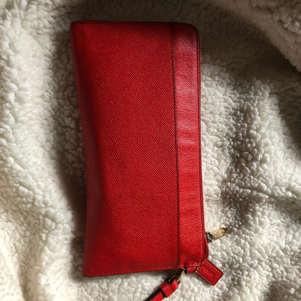 Red Coach Wrislet - Picture 2 of 4